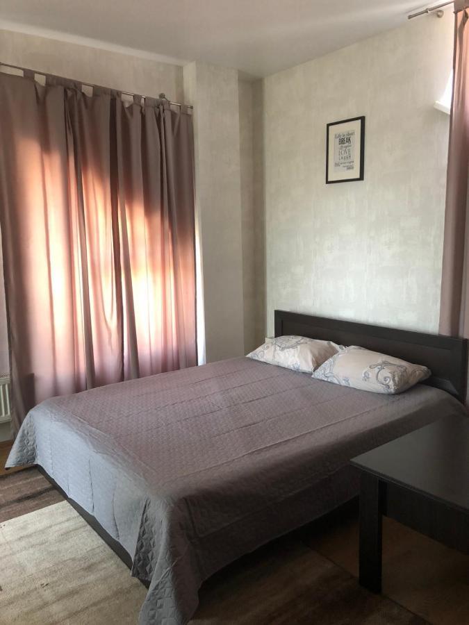 Apelsin Apartment Bila Tserkva Bagian luar foto